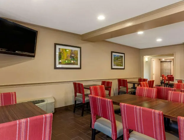 Comfort Inn Foxboro – Mansfield hotel detail image 4