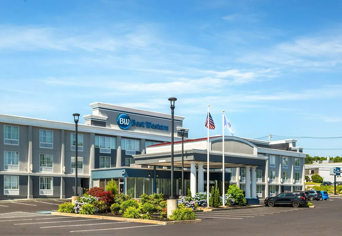 Best Western Braintree Inn hotel hero