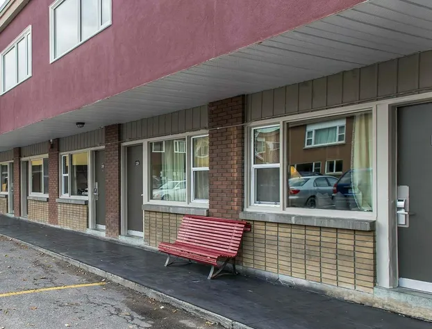 Econo Lodge Downtown Ottawa hotel detail image 2