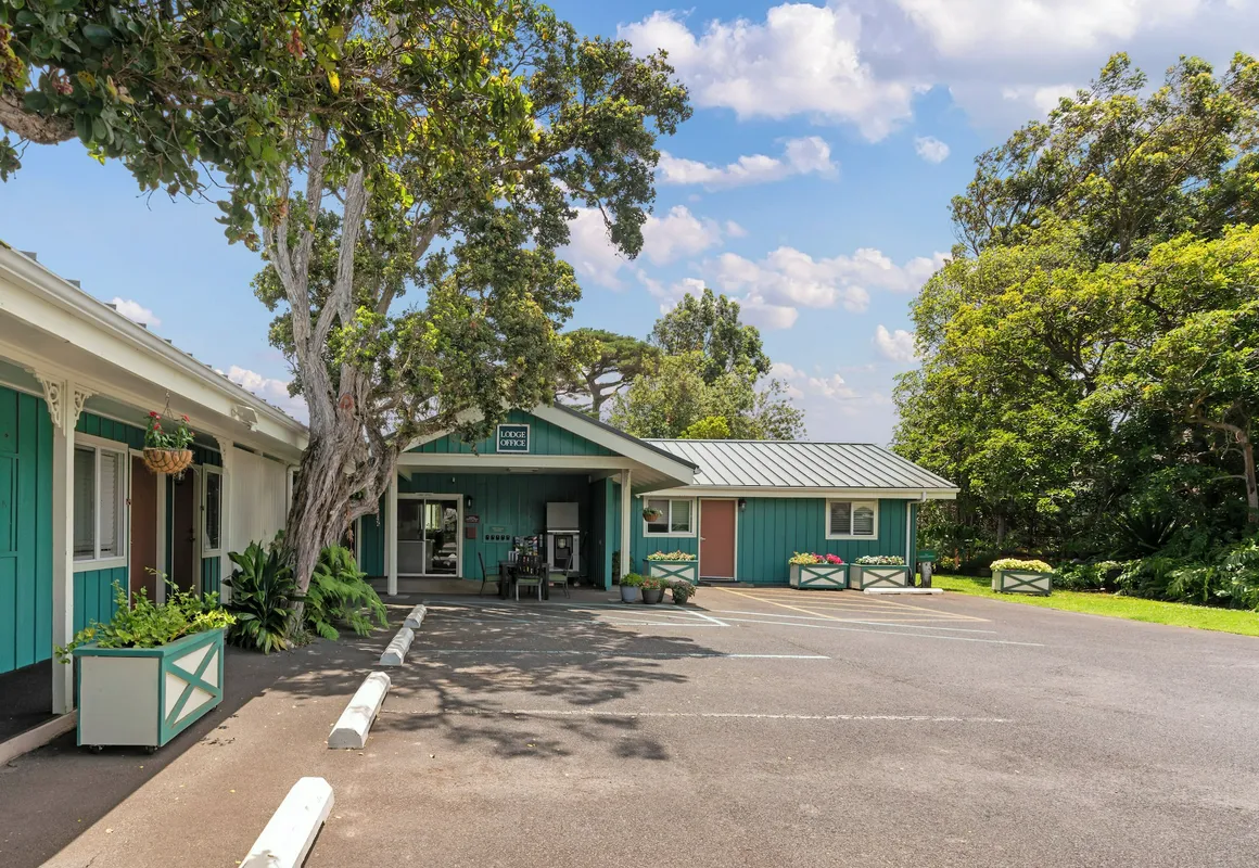 Castle Waimea Country Lodge hotel hero