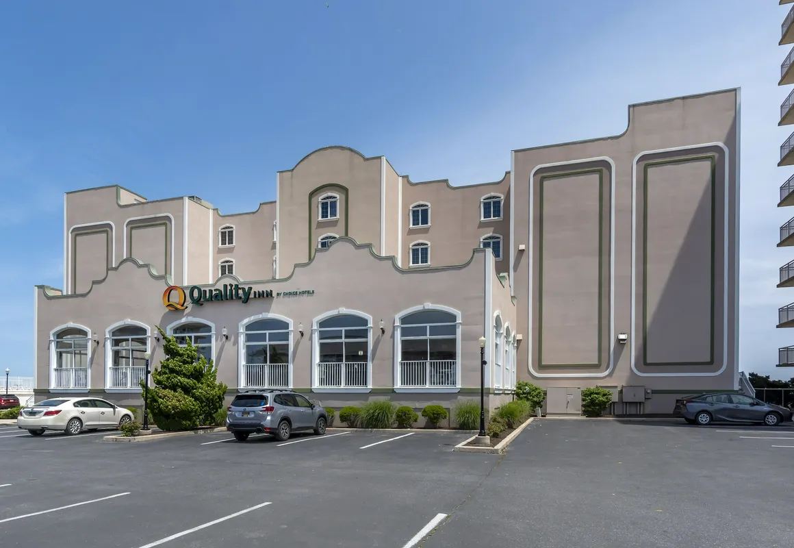 Quality Inn Ocean City Beachfront hotel hero