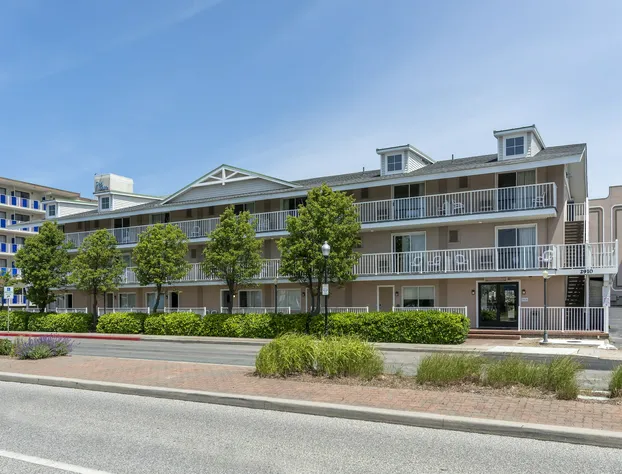 Quality Inn Ocean City Beachfront hotel detail image 1