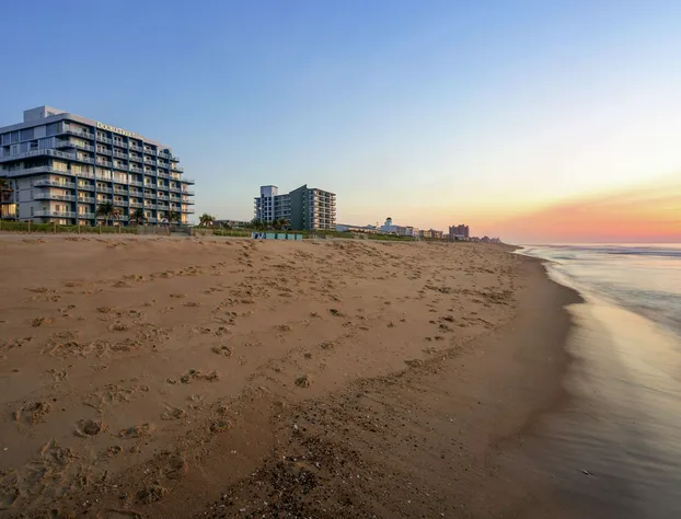 DoubleTree by Hilton Ocean City Oceanfront hotel detail image 3