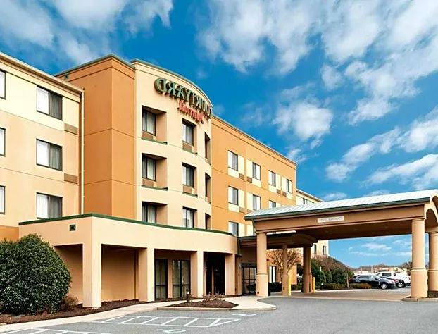 Courtyard by Marriott Salisbury hotel detail image 1
