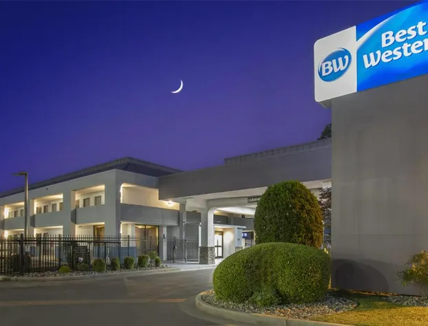 Best Western Salisbury Plaza hotel detail image 1