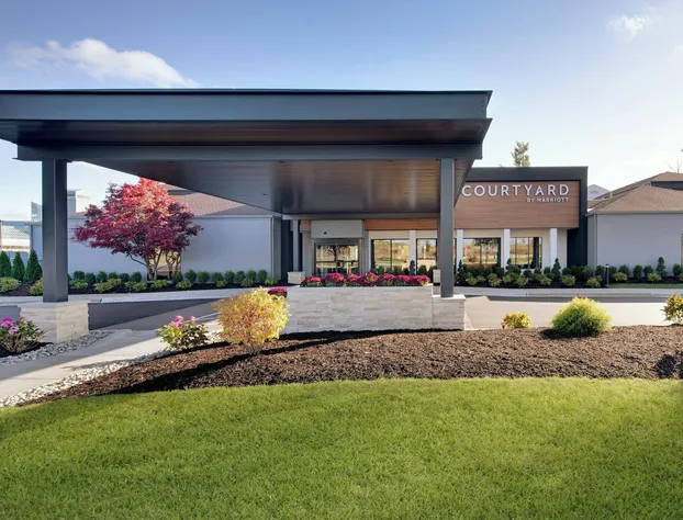 Courtyard by Marriott Southfield hotel detail image 3