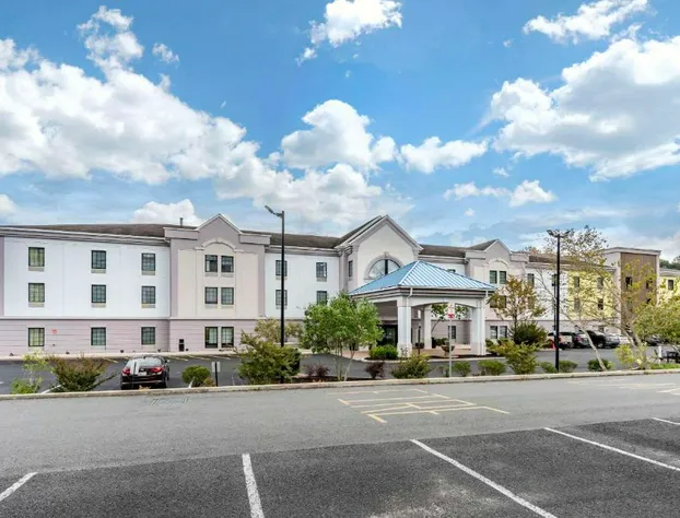 Comfort Suites Ocean City West hotel detail image 4