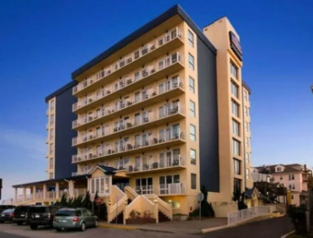Howard Johnson Plaza Hotel by Wyndham Ocean City Oceanfront hotel detail image 1