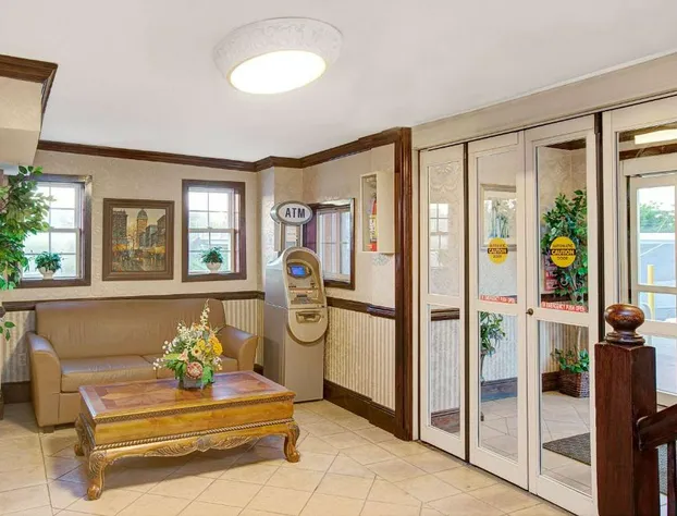 Days Inn by Wyndham Ridgefield NJ hotel detail image 2