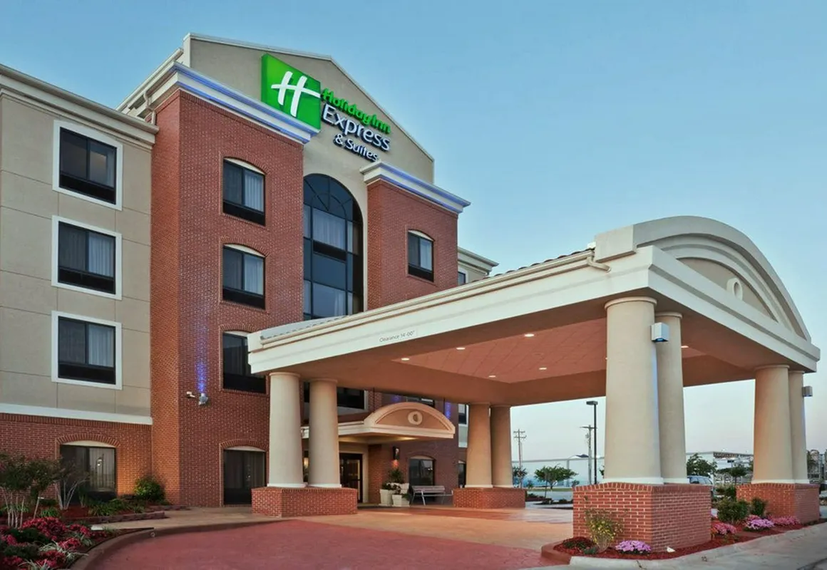 Holiday Inn Express & Suites Greensburg by IHG hotel hero