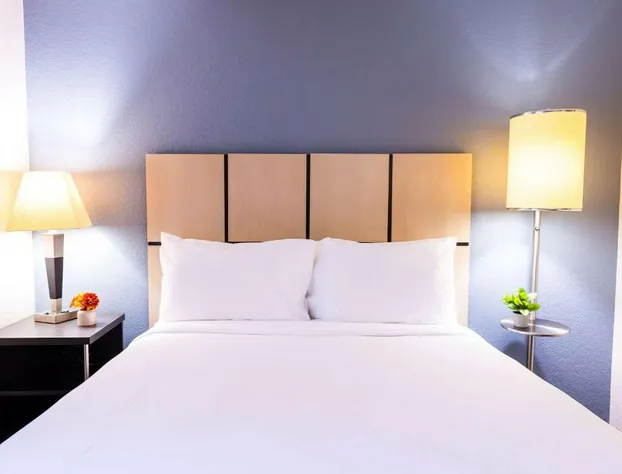 Sonesta Simply Suites Jacksonville hotel detail image 3