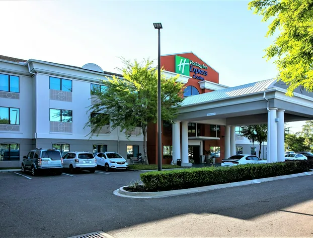 Holiday Inn Express & Suites Jacksonville - Atlantic Beach by IHG hotel detail image 2