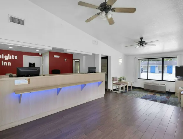 Knights Inn Jacksonville at Dix Ellis Trail hotel detail image 2