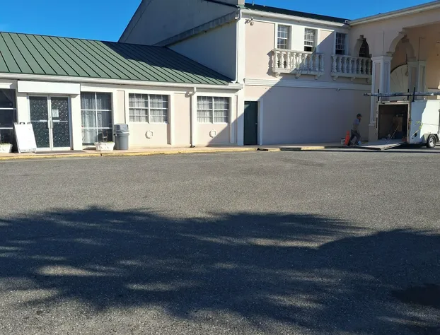 Windsor Inn of Jacksonville hotel detail image 1