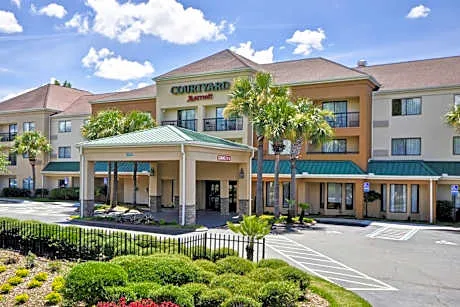 Courtyard by Marriott Jacksonville Airport hotel hero