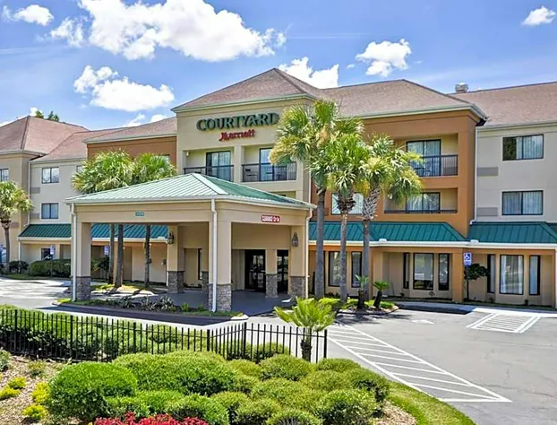 Courtyard by Marriott Jacksonville Airport hotel detail image 1