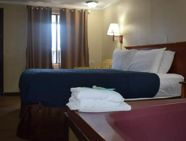 Knights Inn Farmington Hill hotel detail image 3