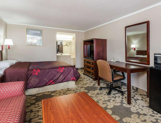 Knights Inn Farmington Hill hotel detail image 3