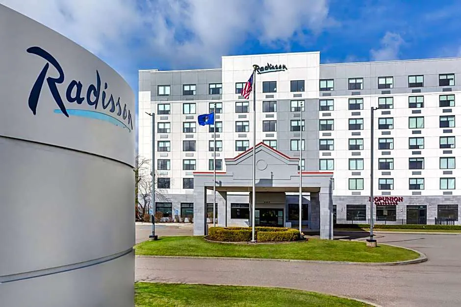 Radisson Hotel Detroit Metro Airport hotel hero