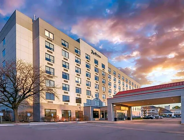 Radisson Hotel Detroit Metro Airport hotel detail image 2
