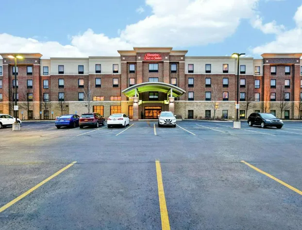 Hampton Inn & Suites Detroit-Canton hotel detail image 4