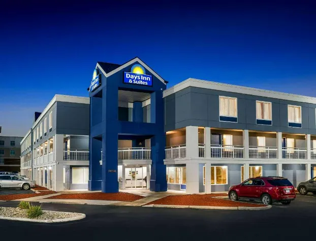 Days Inn & Suites by Wyndham Warren hotel detail image 3