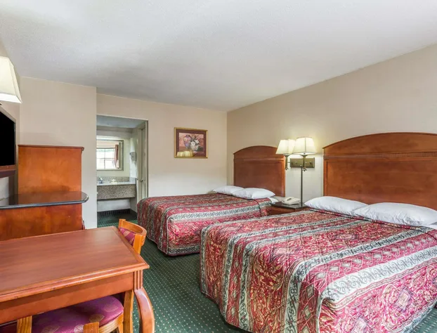 Days Inn by Wyndham Camp Springs/Andrews AFB DC Area hotel detail image 4