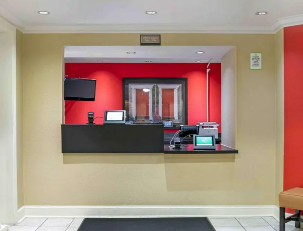 Extended Stay America Suites Detroit Novi Orchard Hill Place hotel detail image 2