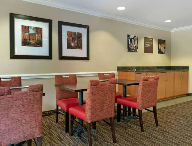 Extended Stay America Suites Detroit Novi Orchard Hill Place hotel detail image 1