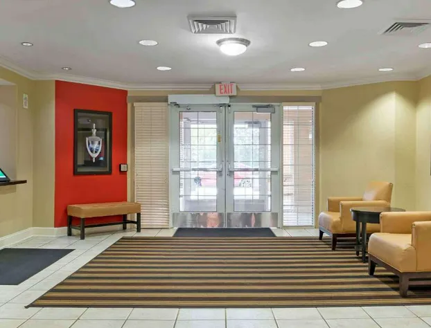 Extended Stay America Suites Detroit Novi Orchard Hill Place hotel detail image 2