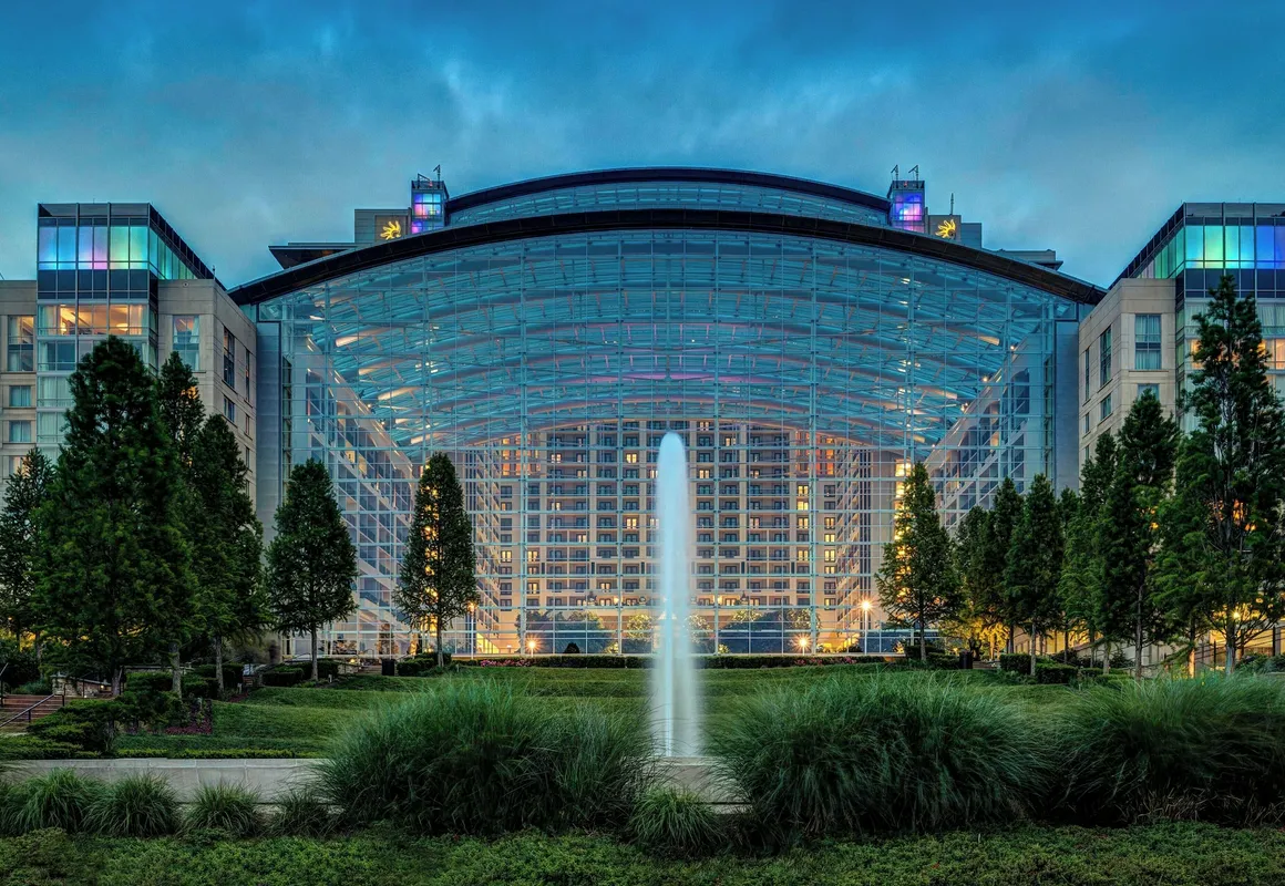 Gaylord National Resort & Convention Center hotel hero