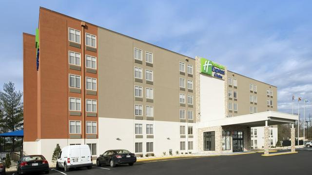 Holiday Inn Express & Suites College Park-University Area, an IHG Hotel hotel detail image 2