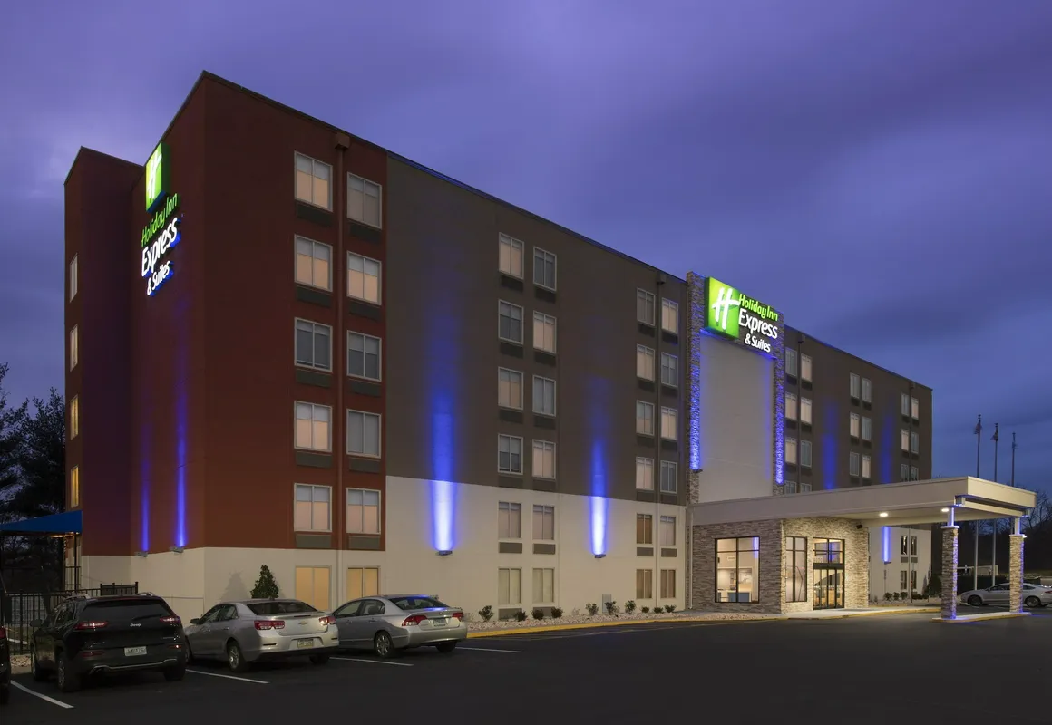 Holiday Inn Express & Suites College Park-University Area by IHG hotel hero