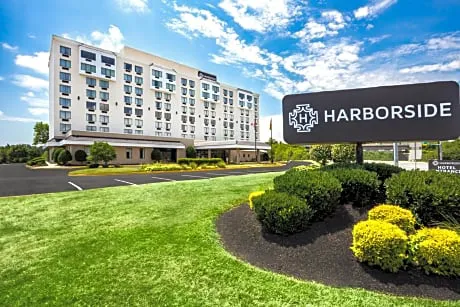 Harborside Hotel hotel hero
