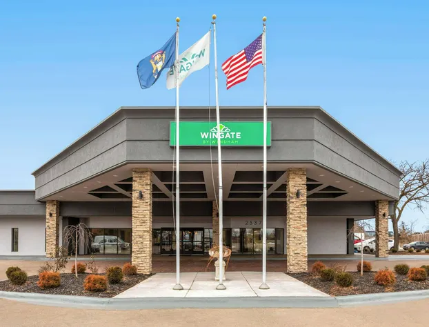 Wingate by Wyndham Troy hotel detail image 1