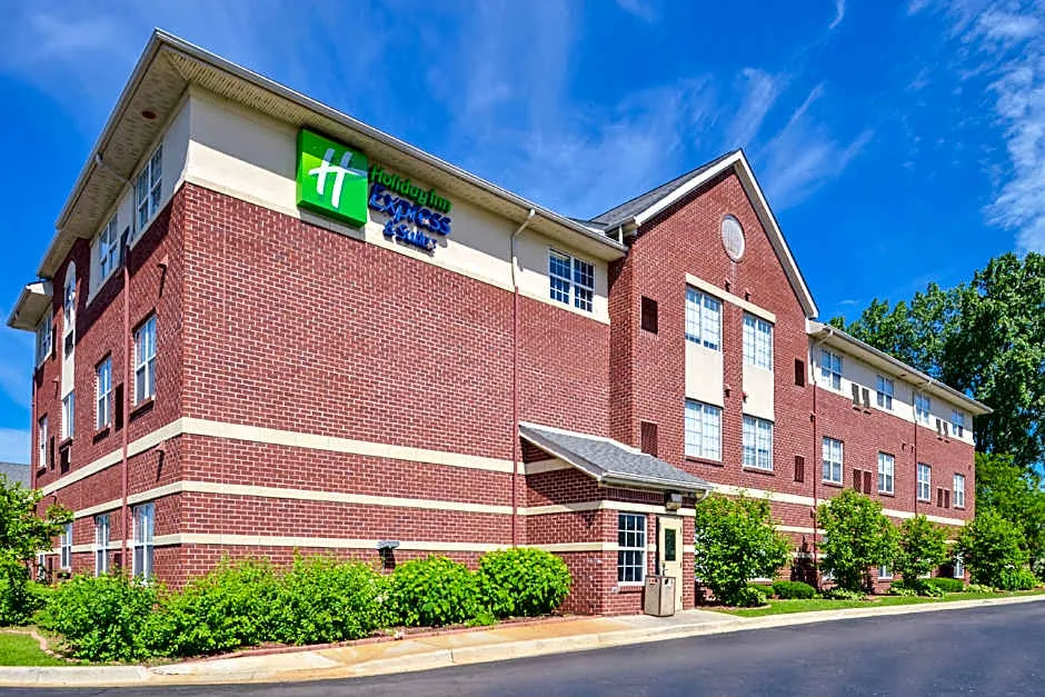 Holiday Inn Express Hotel & Suites Southfield - Detroit hotel hero