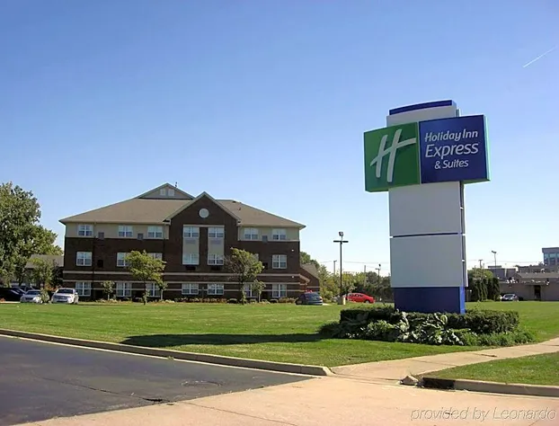 Holiday Inn Express Hotel & Suites Southfield - Detroit hotel detail image 4