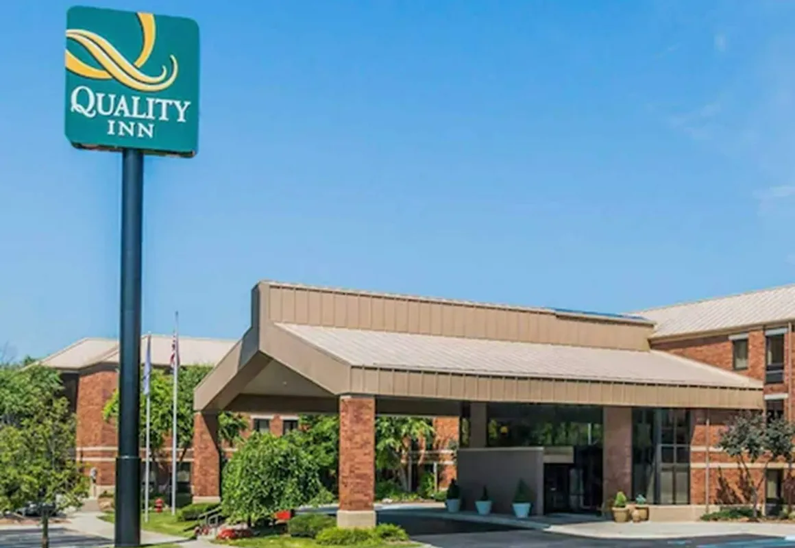 Quality Inn Auburn Hills - Detroit North hotel hero