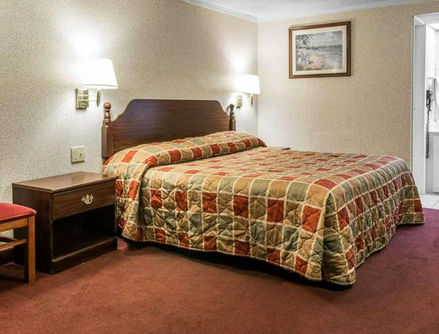 Rodeway Inn Madison Heights - Detroit hotel detail image 2