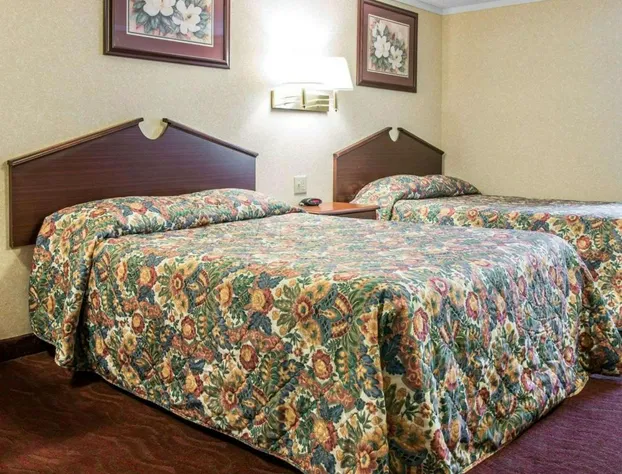 Rodeway Inn Madison Heights - Detroit hotel detail image 3