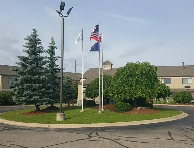 Baymont by Wyndham Belleville Airport Area hotel detail image 1