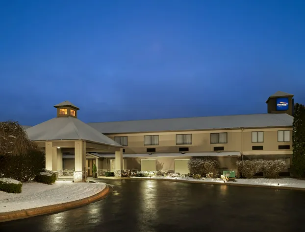 Baymont by Wyndham Belleville Airport Area hotel detail image 3