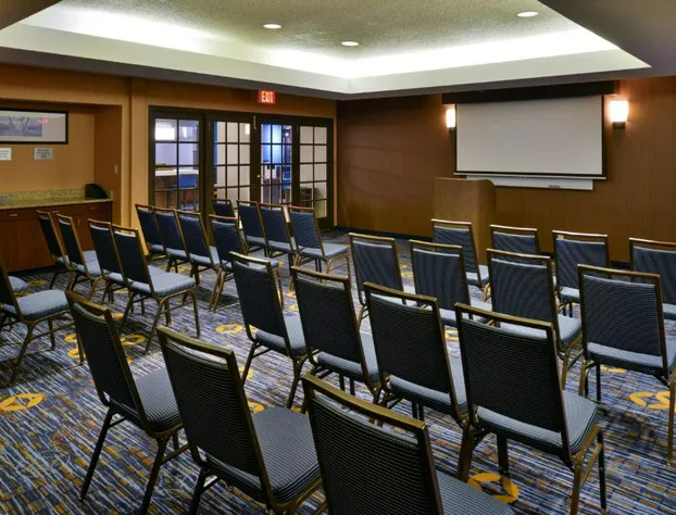 Courtyard by Marriott Detroit Utica hotel detail image 3