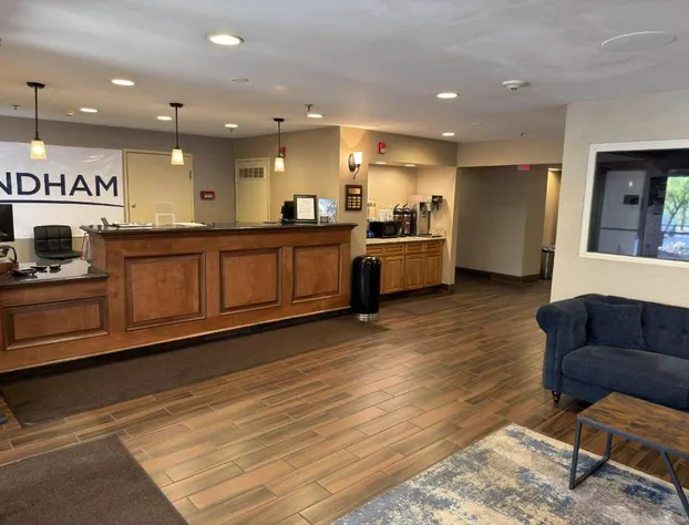 Wingate by Wyndham Utica hotel detail image 2