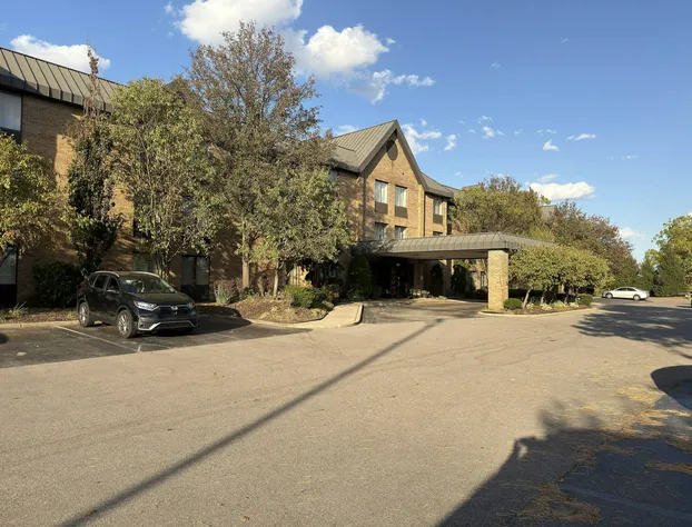 Wingate by Wyndham Utica hotel detail image 1