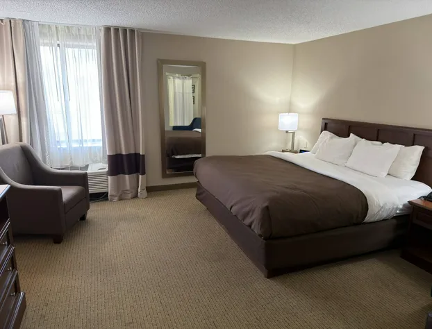 Wingate by Wyndham Utica hotel detail image 4