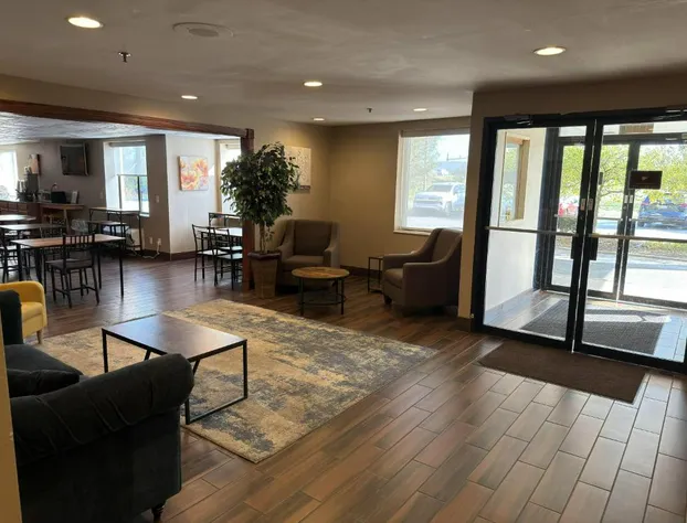 Wingate by Wyndham Utica hotel detail image 1