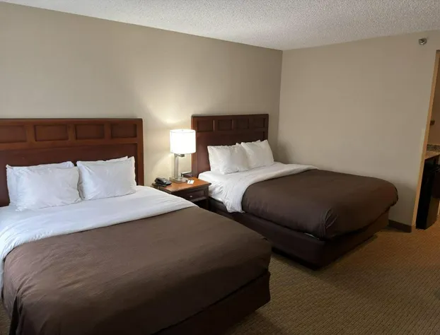 Wingate by Wyndham Utica hotel detail image 4