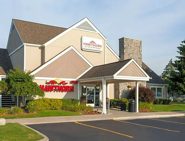 Hawthorn Suites by Wyndham Dearborn/Detroit hotel detail image 4