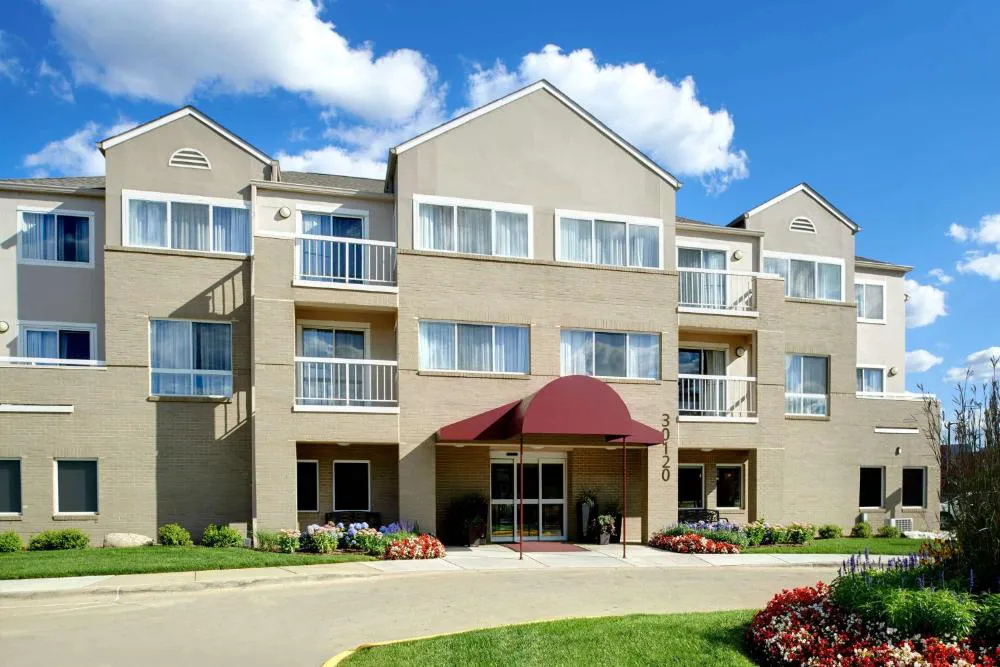 Sonesta ES Suites Detroit Warren hotel hero